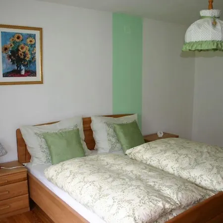 Apartment Ferienwohnung Sacher