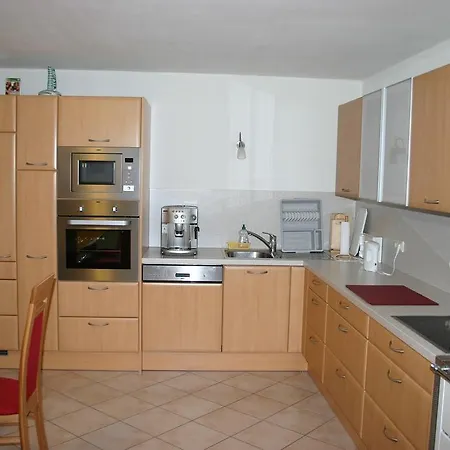 Ferienwohnung Sacher Apartment *