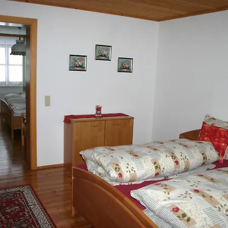 Ferienwohnung Sacher