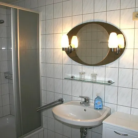 Ferienwohnung Sacher Apartment