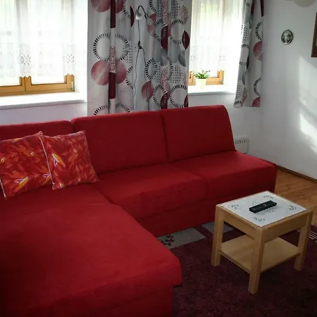 Ferienwohnung Sacher Sandl